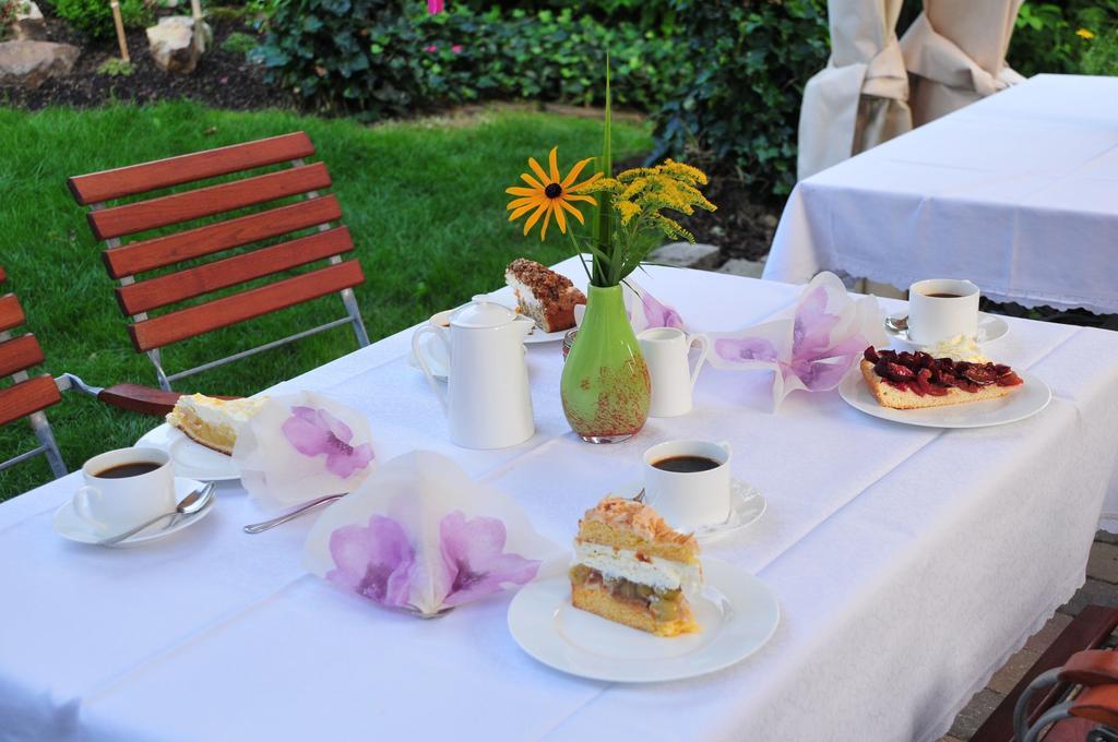 Hotel Tannenhof Bad Wünnenberg Εξωτερικό φωτογραφία