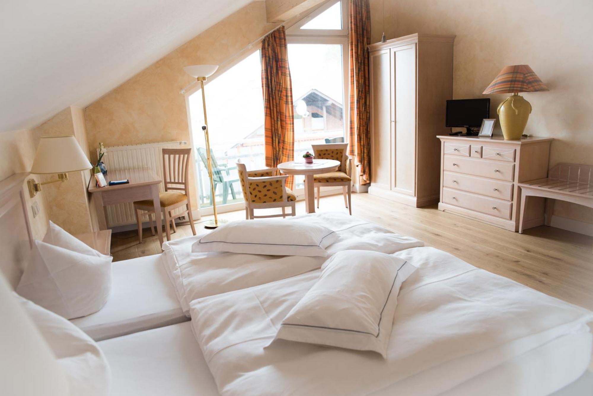 Hotel Tannenhof Bad Wünnenberg Εξωτερικό φωτογραφία