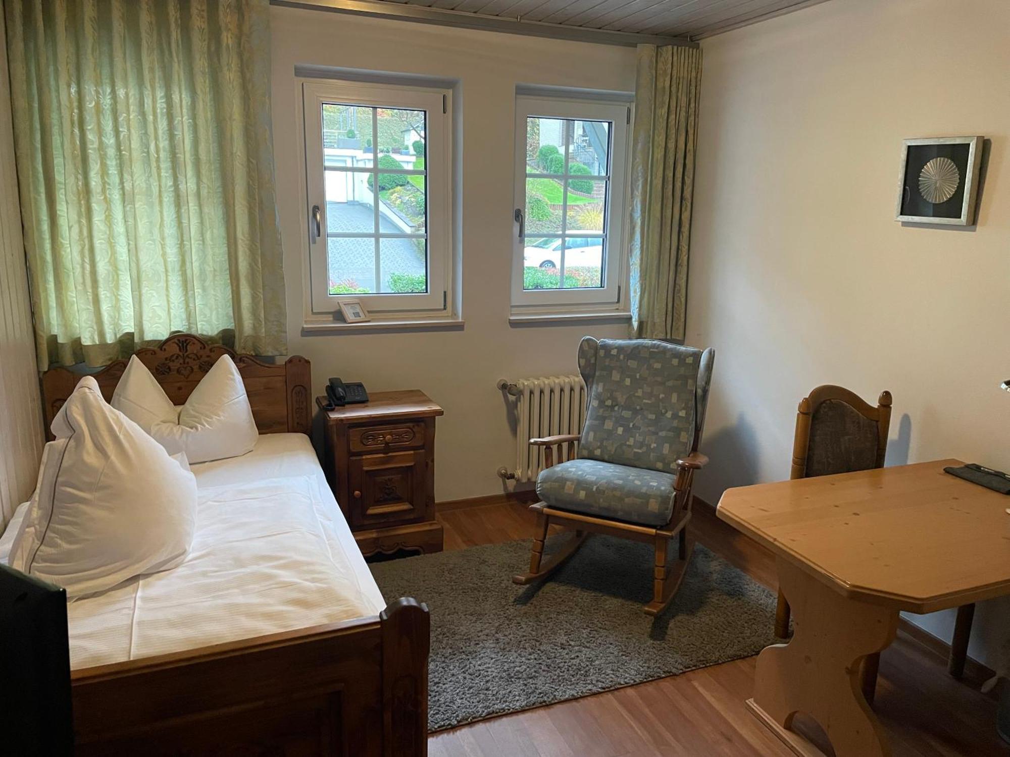 Hotel Tannenhof Bad Wünnenberg Εξωτερικό φωτογραφία